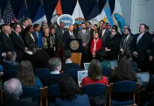 Fondos para Carreras Políticas en NY Miembros del concejo municipal de la ciudad de Nueva York, en su sede en Manhattan.