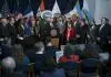 Piden $50 Millones Para Asistencia Alimentaria Ante COVID-19 El presidente del Concejo Muncipal de New York, Corey Johnson pide $50 millones para alimentos de emergencia.