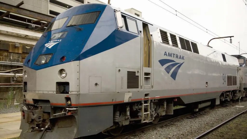 Los trenes Amtrak ajustan sus servicios a solo los sábados.