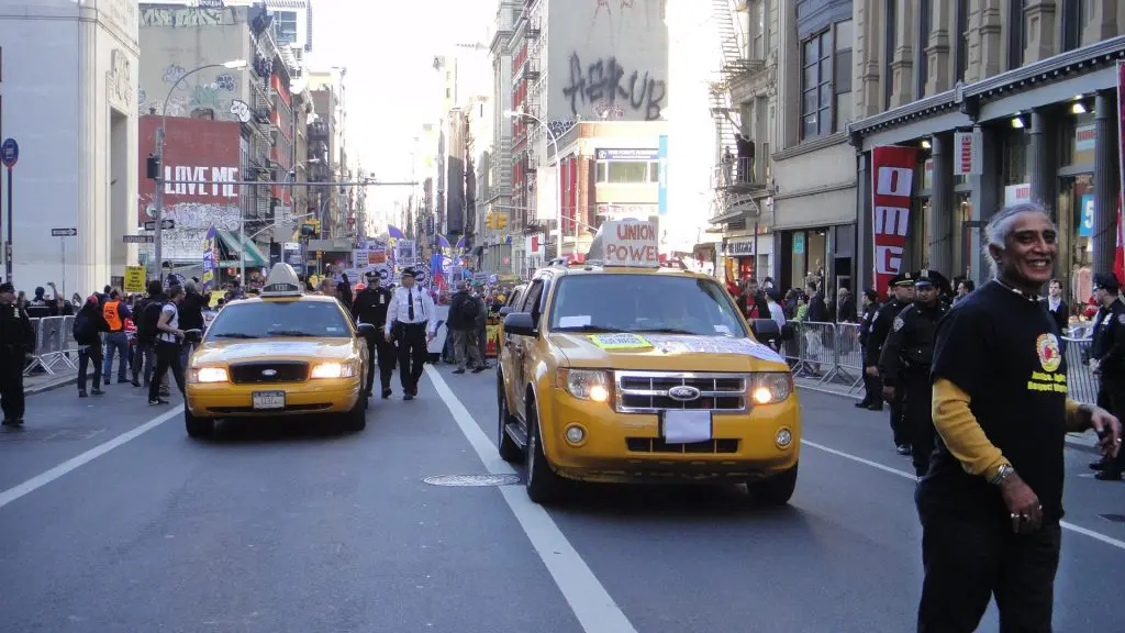 Los propietarios de taxis amarillos que prestan servicios en la ciudad de Nueva York, piden escuchar a la procuradora de NY, para que se solucione la deuda por la compra de medallones.