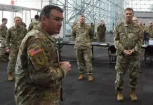Habilitan Más Hospitales Temporales en NYC La-guardia-Nacional-trabajando-en-jacob-Javits-Center