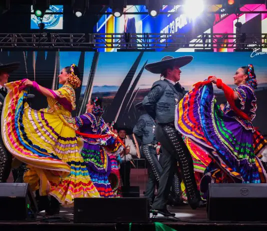 México en el Corazón durante su presentación en Times Square en Nueva York