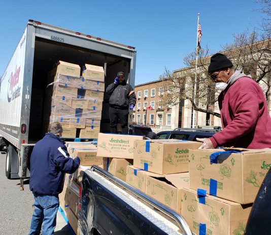 Fresh Direct Anuncia Ayuda Para Familias Necesitadas