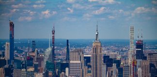 Vista-de-los-rascacielos-del-centro-de-Manhattan.