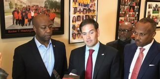 Senador republicano Marco Rubio porpone una ley para que más inmigrantes reciban el cheque de estímulo