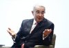 El expresidente colombiano Álvaro Uribe renuncia