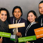 Destacan poder electoral latinos
