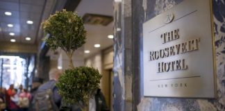 Hispanos desempleados por cierre de Hotel