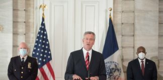 El alcalde Bill de Blasio anunció la campaña visión cero que aumenta la seguridad.