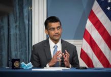 El director municipal de Salud de Nueva York, Dave Chokshi, ha dado positivo en covid-19 cuando la ciudad parece recuperarse del pico de contagios que siguió a las vacaciones navideñas. EFE