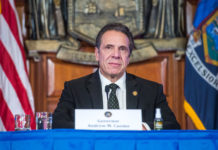 El gobernador Andrew Cuomo anuncia medidas para ir retornando paulatinamente a la normalidad.
