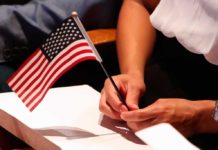 USCIS anuncia $10 millones para promover la ciudadanía