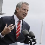 Nueva York requerirá a empleados municipales vacunas o pruebas semanales