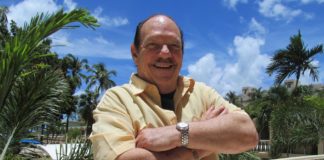 El gran Larry Harlow, "el judío maravilloso, nos deja un gran legado con su música. Que descanses en paz.