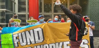 Inmigrantes excluidos de Nueva York piden facilitar acceso al fondo de ayuda