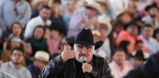 El cantante Vicente Fernández. EFE