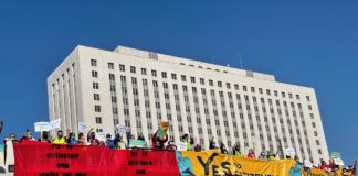 Descafeinada reforma migratoria divide a los activistas que apoyaron a Biden