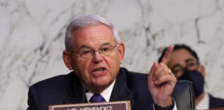 Senadores latinos piden "audacia" para conseguir una reforma migratoria