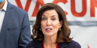 la gobernadora de Nueva York, Kathy Hochul. EFE 2