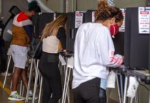 Los votantes hispanos no se identifican con el término "latinx"