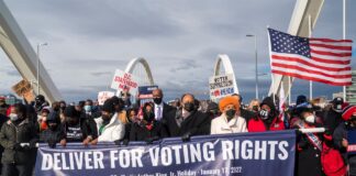 Familia de Luther King marcha para pedir al Senado de EEUU que proteja voto