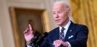 Biden responde a Putin con castigo económico y refuerzo militar del Báltico