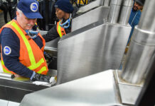 Nueva York presenta plan para sacar a los vagabundos del centenario metro