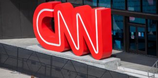 Dimite directiva de CNN que mantenía idilio 