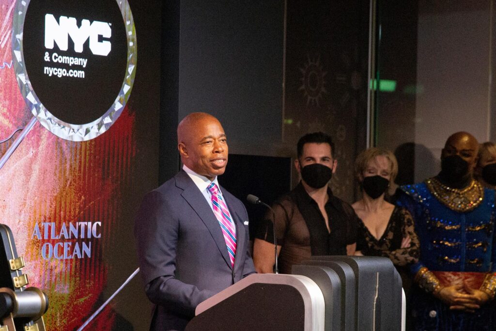 Plan seguridad de alcalde de Nueva York recibe apoyo de empresas y asociaciones