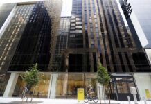 Arresto sospechoso de apuñalar a dos empleados del MOMA de Nueva York Arrestado sospechoso de apuñalar a dos empleados del MoMA de Nueva York