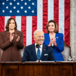 Biden promete hacer pagar a Putin por su invasión