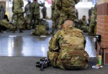 Considerarán servicio militar en casos de deportación