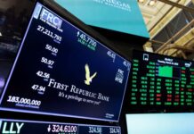 Wall Street suspende cotización de First Republic Bank y comienza su retirada