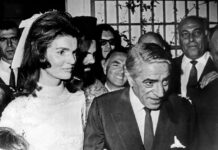 Nueva biografía sobre Jackie Kennedy detalla romance con diseñador de la tumba de JFK