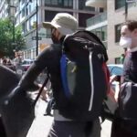 Protesta frente a la mansión del alcalde de Nueva York debido a la crisis migratoria