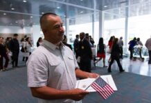 USCIS lanza formulario en línea para que usuarios soliciten citas en persona