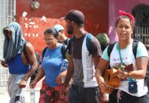 Empresarios definen ruta para dar trabajo a migrantes que atraviesan por México