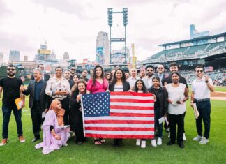 USCIS ajusta tarifas de inmigración y naturalización