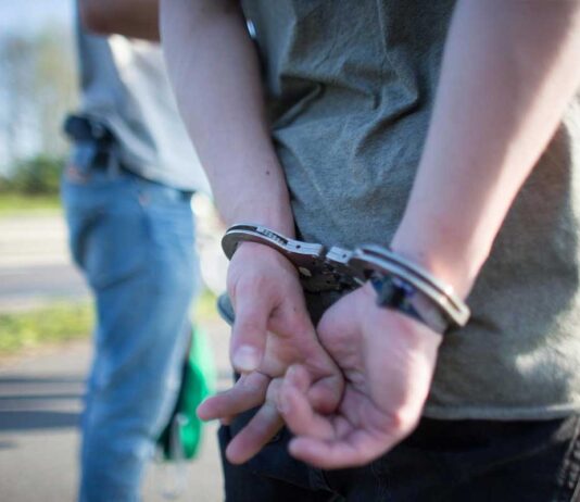 Detienen a más de 200 inmigrantes relacionados con tráfico y posesión de droga EEUU