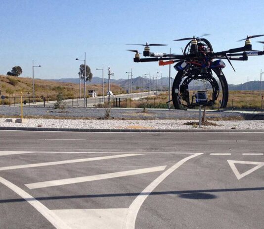 EEUU dona drones a El Salvador para vigilar los «cruces ilegales»