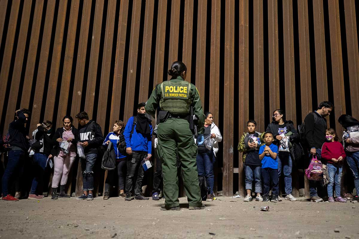 USCIS añade una oficina temporal en California para la atención de ...