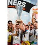 Navas jugará hasta fin de año con el Sevilla