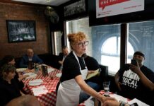 Susan Sarandon vuelve a ser camarera en Nueva York