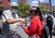 Latinas trabajadoras aportan 1,3 billones al PIB de EEUU