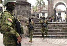 Ecuador dispone toque de queda en veinte municipios