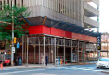 Aprueban eliminar cobertizos y andamios en NYC