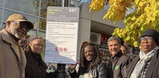 Malaak Shabazz, hija de Malcolm X, presente en la inauguración de la recién nombrada “Plaza Malcolm X” en Harlem. En la foto junto al comisionado de NYC DOT, Ydanis Rodríguez, el senador Estatal Cordell Cleare y líderes y miembros de la comunidad. Foto NYC DOT