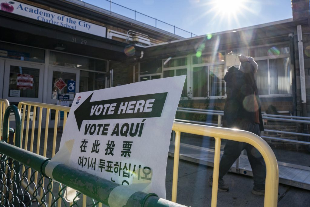 Una escuela en la ciudad de Nueva York que funciono el martes 4 de noviembre como centro de votación. EFE
