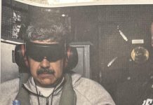 Fotografía tomada de la cuenta oficial @realDonaldTrump en Truth Social del presidente de Estados Unidos, Donald Trump, en la que se ve al presidente de Venezuela Nicolás Maduro, a bordo del USS Iowa Jima. EFE/ @realdonaldtrump