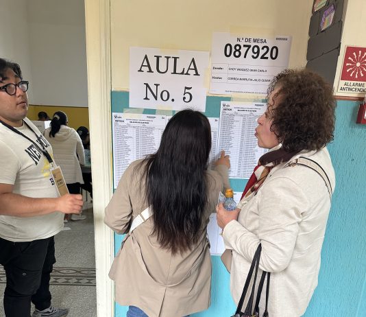 Belmont encabeza los comicios en Italia